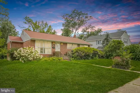 37 Othoridge Rd, Lutherville Timonium, MD 21093