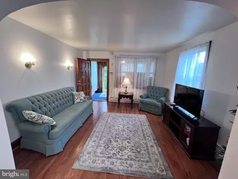 4120 Baltimore St, Halethorpe, MD 21227 photo 5