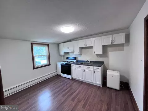 4120 Baltimore St, Halethorpe, MD 21227 photo 24