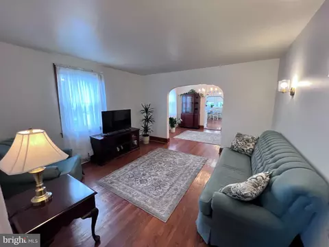4120 Baltimore St, Halethorpe, MD 21227 photo 4