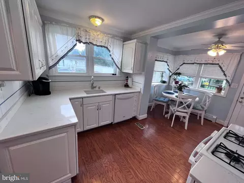 4120 Baltimore St, Halethorpe, MD 21227 photo 10