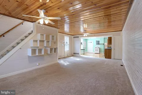 113 3rd Ave, Halethorpe, MD 21227