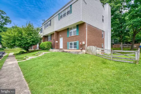 11 Pine Cone Ct, Nottingham, MD 21236