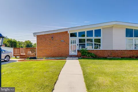 4505 Scotts Level, Pikesville, MD 21208