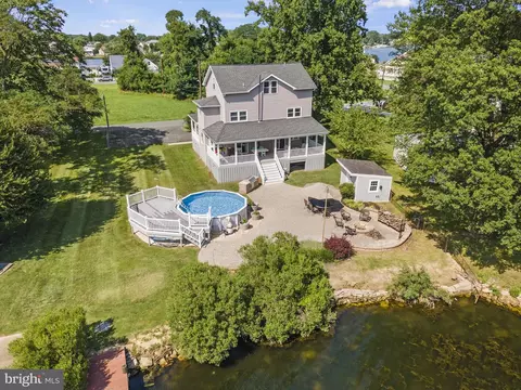 8646 Sandy Plains Rd, Dundalk, MD 21222