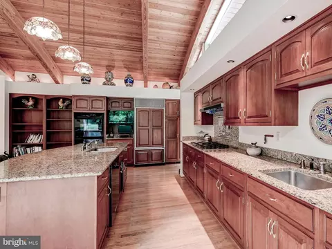 Kitchen - 13333 Redcoat Ln, Phoenix, MD 21131 photo 1 of 7
