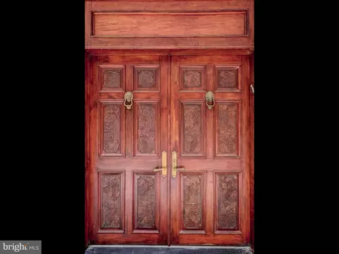 Living - 13333 Redcoat Ln, Phoenix, MD 21131 photo 1 of 2