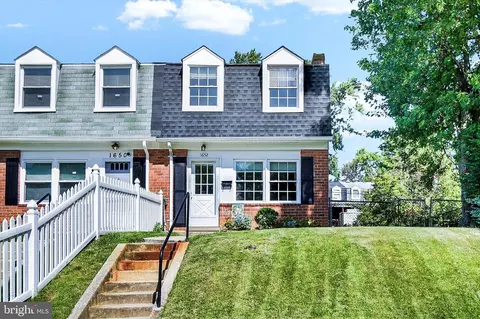 1652 Wentworth Ave, Parkville, MD 21234