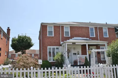 7949 Saint Claire Ln, Dundalk, MD 21222