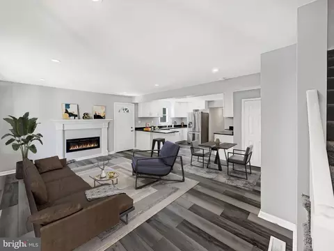 Living - 11236 Mccubbin Ave, Upper Falls, MD 21156 photo 1 of 4