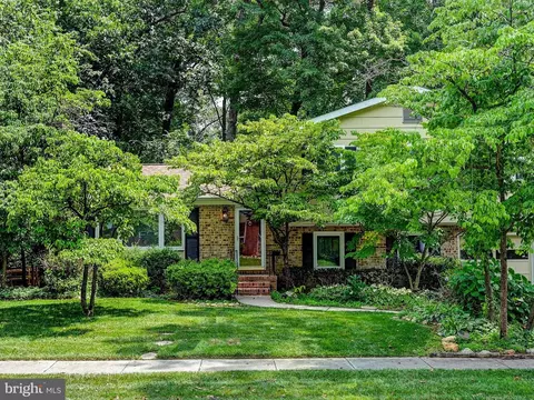 2213 Pine Valley Dr, Lutherville Timonium, MD 21093