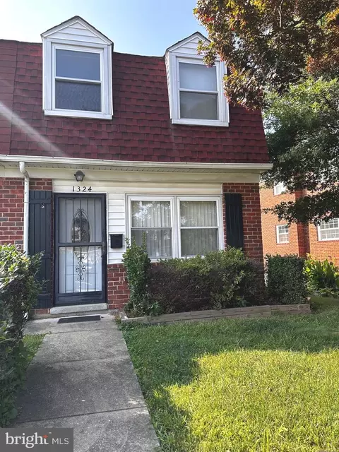 1324 Mantle St, Parkville, MD 21234