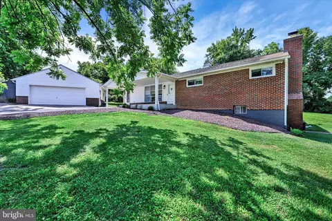 5601 Carrington Dr, White Marsh, MD 21162 photo 3
