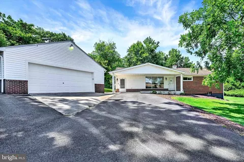 5601 Carrington Dr, White Marsh, MD 21162 photo 2