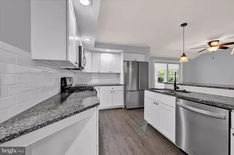 5601 Carrington Dr, White Marsh, MD 21162 photo 8