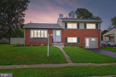 1033 Lakemont Rd, Catonsville, MD 21228