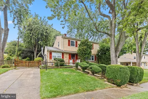 216 Glyndon Dr, Reisterstown, MD 21136