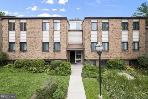 4 Longstream Ct #102, Baltimore, MD 21209
