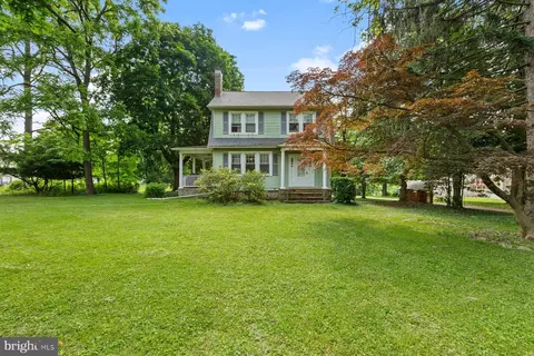 5711 Old Court Rd, Windsor Mill, MD 21244