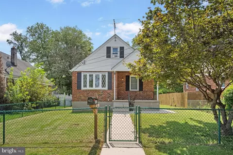 3121 Garden Ave, Parkville, MD 21234