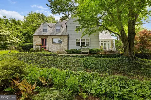 7909 Sherwood Ave, Ruxton, MD 21204
