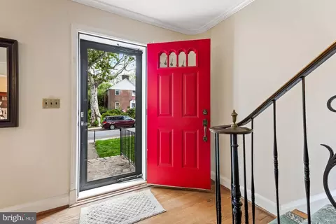 220 Murdock Rd, Baltimore, MD 21212 photo 3