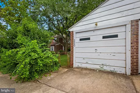 220 Murdock Rd, Baltimore, MD 21212 photo 34