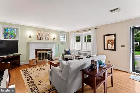 220 Murdock Rd, Baltimore, MD 21212 photo 6