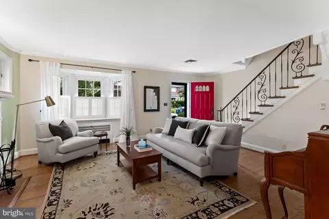 220 Murdock Rd, Baltimore, MD 21212 photo 4