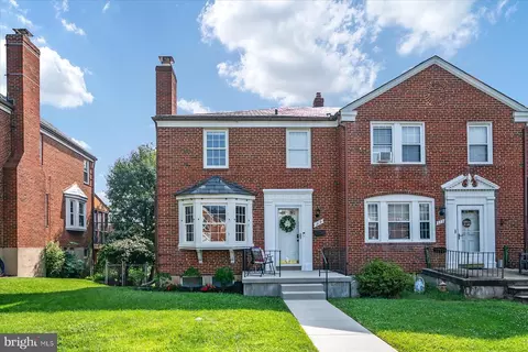 319 Greenlow Rd, Catonsville, MD 21228