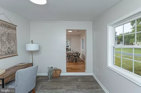 552 Compass Rd, Middle River, MD 21220 photo 13