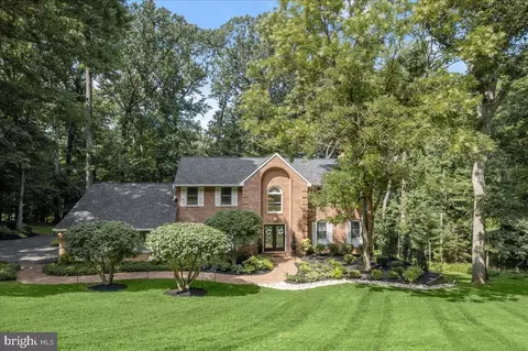 16 Shaded Glen Ct, Owings Mills, MD 21117