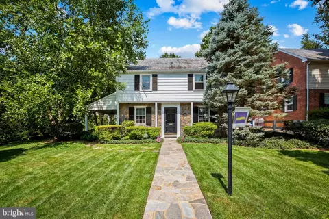 302 Weatherbee Rd, Towson, MD 21286