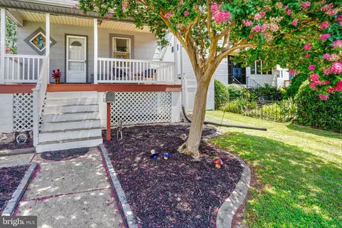 1817 Maxwell Ave, Dundalk, MD 21222 photo 2