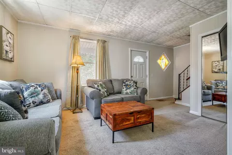 1817 Maxwell Ave, Dundalk, MD 21222 photo 4