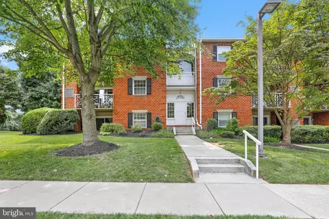 6 Brooking Ct #301, Lutherville Timonium, MD 21093