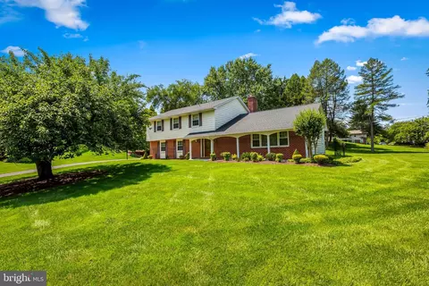 5 Buckley Ct, Towson, MD 21286