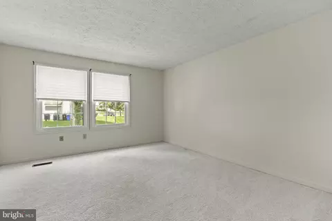 18 Ramsgate Ct, Halethorpe, MD 21227 photo 10