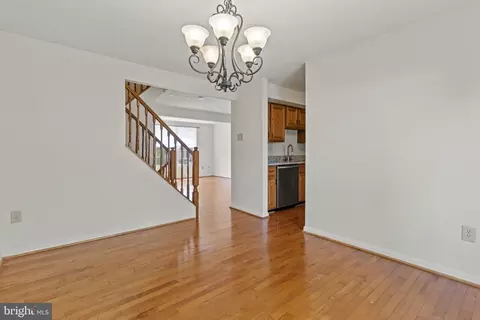 18 Ramsgate Ct, Halethorpe, MD 21227 photo 5