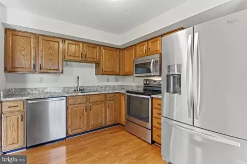 18 Ramsgate Ct, Halethorpe, MD 21227 photo 8