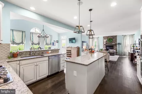 10433 Windlass Run Rd, Middle River, MD 21220 photo 13