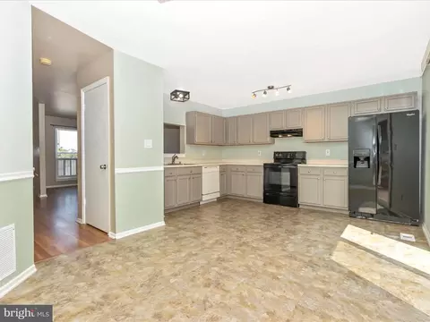 2015 Putnam Rd, Halethorpe, MD 21227 photo 24