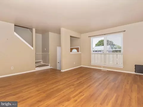 2015 Putnam Rd, Halethorpe, MD 21227 photo 10