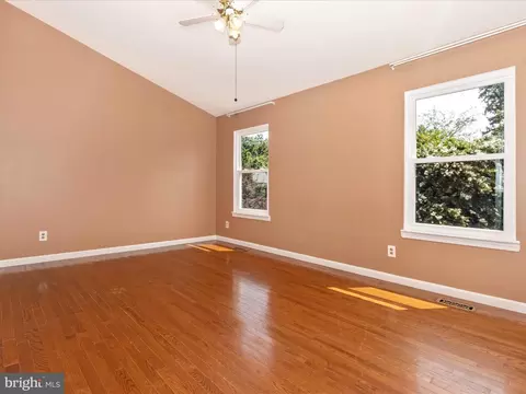 2015 Putnam Rd, Halethorpe, MD 21227 photo 31