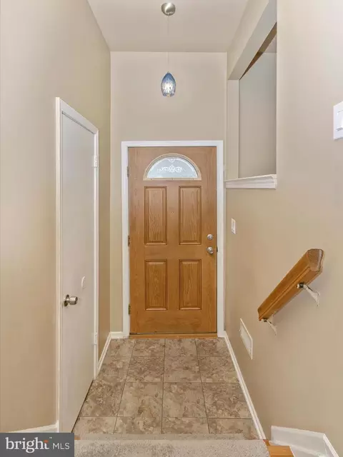 2015 Putnam Rd, Halethorpe, MD 21227 photo 7