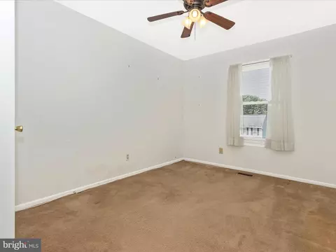 2015 Putnam Rd, Halethorpe, MD 21227 photo 38