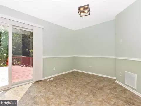 2015 Putnam Rd, Halethorpe, MD 21227 photo 16