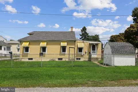 21 Centre Ave, Dundalk, MD 21222 photo 27