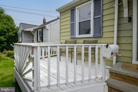 1269 Birch Ave, Halethorpe, MD 21227 photo 3