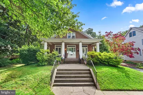 119 Forest Dr, Catonsville, MD 21228